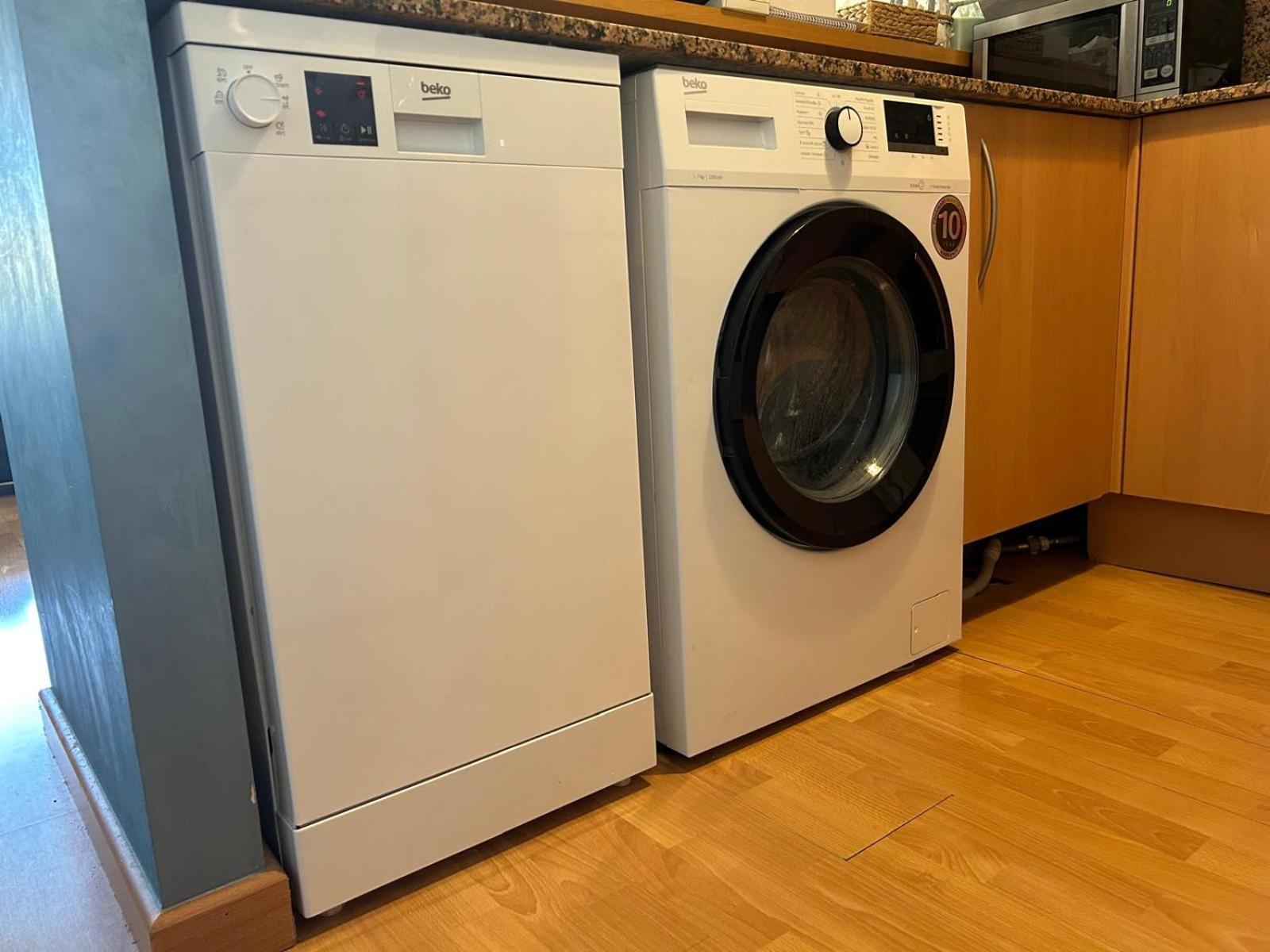 Encantador Apartamento Familiar 4 Px Con Terraza, Parking Y Wi-Fi En 兰卡 外观 照片